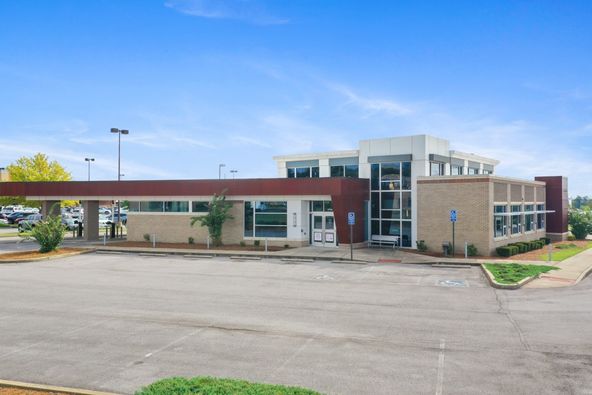 1719 W Main St, Lebanon, TN 37087